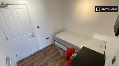 120m2 Chambre à louer pour 425€/mois à Hoekse Hillweg, Rotterdam