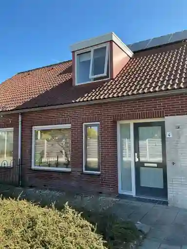 60m2 Casa in affitto per 850.08€/mese a Prinses Marijkestraat 4, Bruinisse