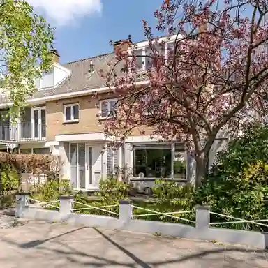 176m2 house to rent for 4300€/month in Anemonenweg 68, Wassenaar