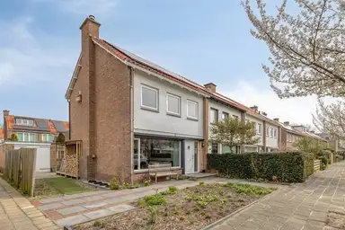 110μ² μονοκατοικία προς ενοικίαση για 2500€/μήνα σε Gladiolenlaan 19, Bennebroek