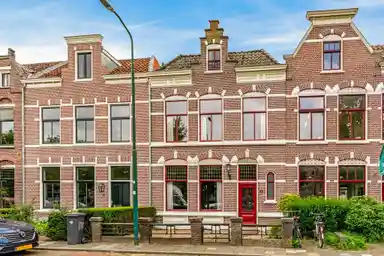 177m2 house to rent for 2250€/month in Haven 10, Woerden
