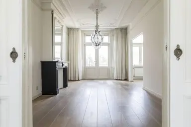 125m2 apartment to rent for 4450€/month in Cornelis Schuytstraat, Amsterdam