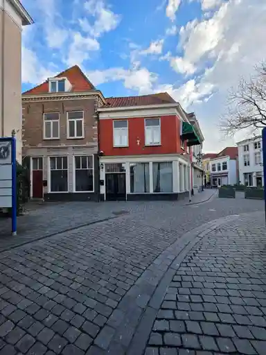 87m2 apartment to rent for 1335€/month in Bosstraat, Bergen op Zoom