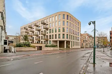 100m2 apartment to rent for 1920€/month in Langestraat 1D-5, Hilversum