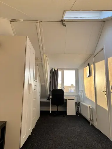 10m2 Chambre à louer pour 494€/mois à Klaverstraat, Rotterdam