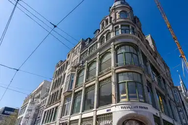 41m2 flat to rent for 1412€/month in Koningsplein 10B-2, Amsterdam