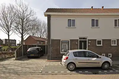 0m2 house to rent for 936.92€/month in Koningin Julianastraat 36, Fijnaart