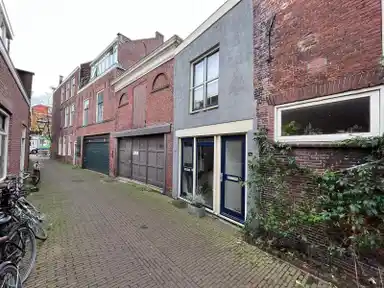 34m2 studio à louer pour 1010€/mois à Dolhuissteeg 2, Leiden