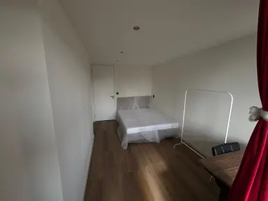 13m2 Chambre à louer pour 1050€/mois à Schiekade, Rotterdam