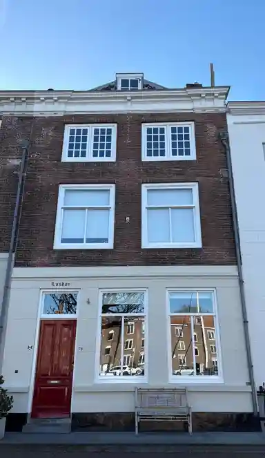 260m2 house to rent for 2500€/month in Kinderdijk, Middelburg