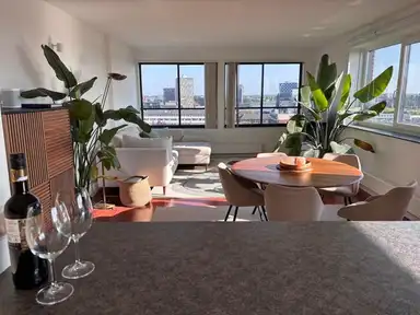 104m2 Appartement à louer pour 2500€/mois à Coolhaven, Rotterdam