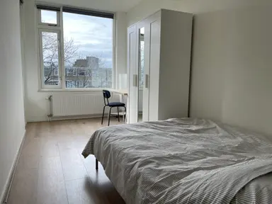 12m2 Chambre à louer pour 650€/mois à Plotinusstraat, Rotterdam