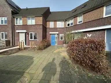 130m2 maison à louer pour 1695€/mois à Dora Ebbenhof, Nuenen