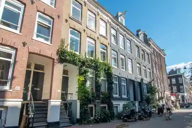 103m2 apartment to rent for 3100€/month in Govert Flinckstraat 283-2, Amsterdam
