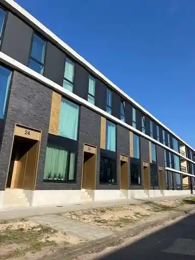 124m2 house to rent for 1995€/month in Flying Dutchmanstraat, Rotterdam