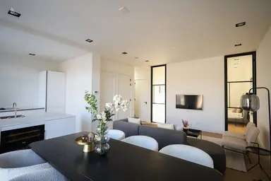 80m2 Appartamento in affitto per 3450€/mese a Van Eeghenstraat, Amsterdam