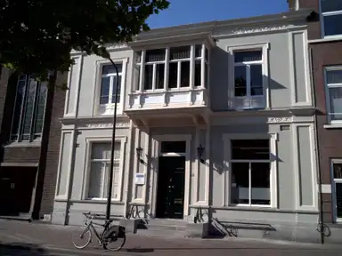 19m2 Kamer te huur voor 740€/maand in Stationsweg, The Hague