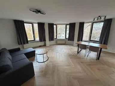 80m2 Appartement à louer pour 1795€/mois à Professor Pieter Willemsstraat, Maastricht