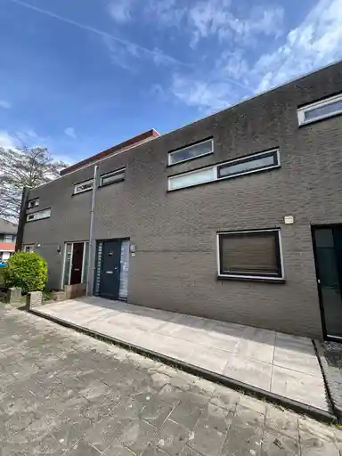 105m2 house to rent for 2250€/month in Willem Walravenhove, Nieuwegein
