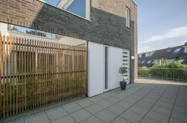 83m2 apartment to rent for 1695€/month in Beurtvaartstraat, Apeldoorn