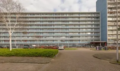 45m2 Appartement à louer pour 857€/mois à Vliestroom 33, Alphen aan den Rijn