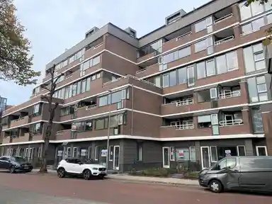 64m2 Appartement à louer pour 1240€/mois à Brinklaan 18, Apeldoorn