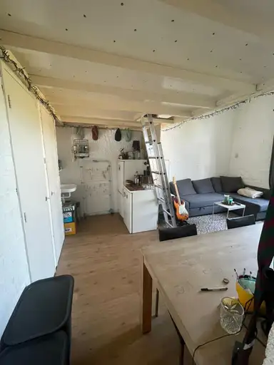 17m2 Camera in affitto per 640€/mese a Baronielaan, Breda