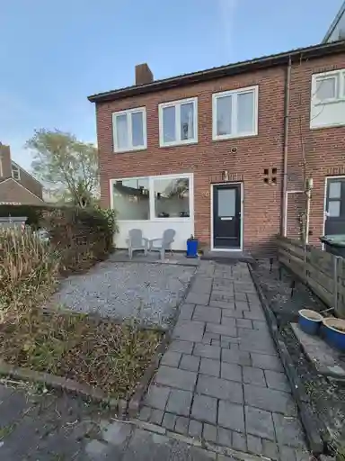 103m2 house to rent for 2400€/month in Bilderdijklaan 60, Uithoorn