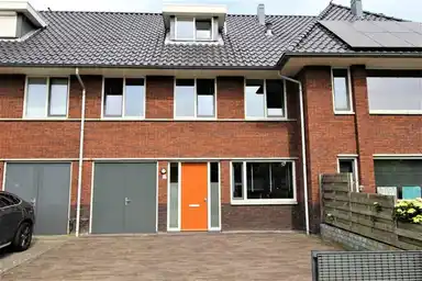 171m2 house to rent for 2695€/month in Galjoen 06, Lelystad