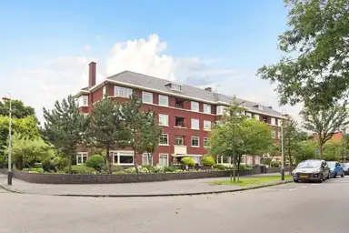 125m2 flat to rent for 1700€/month in Laan van Poot, The Hague