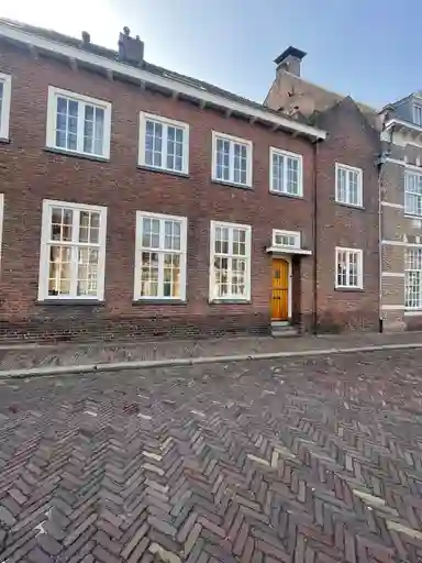139m2 flat to rent for 1900€/month in Kleine Spui 4, Amersfoort