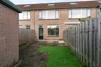 106m2 huis te huur voor 1435€/maand in Baljuw 7, Rhoon