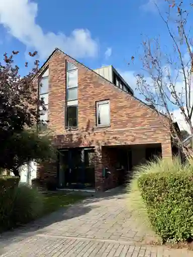 150m2 house à louer pour 2850€/mois à Het Wagenwiel 7, Arnhem