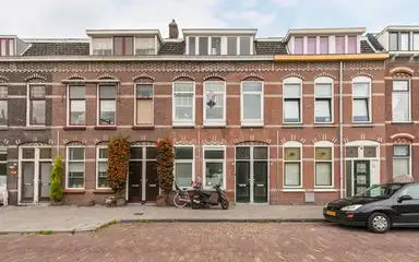95m2 room to rent for 1495€/month in Spoorsingel 71, Vlaardingen