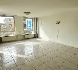 75m2 apartment to rent for 1600€/month in Aristide Briandring, Vlaardingen