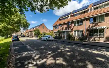 112m2 house to rent for 1225€/month in Marketentster, Alphen aan den Rijn