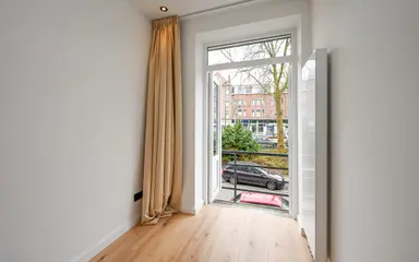 8m2 room to rent for 796.16€/month in Mathenesserdijk, Rotterdam
