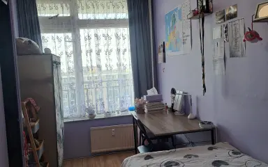 10m2 room to rent for 625€/month in Briljantstraat 364, Alphen aan den Rijn