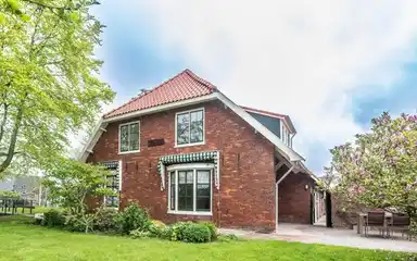 175m2 house to rent for 3150€/month in Lagewaard 2396, Koudekerk aan den Rijn