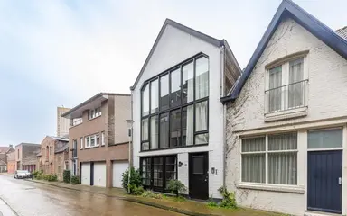 212m2 house to rent for 2145€/month in Karrestraat, Tilburg