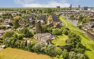 350m2 house to rent for 5500€/month in Veenweg 97, The Hague