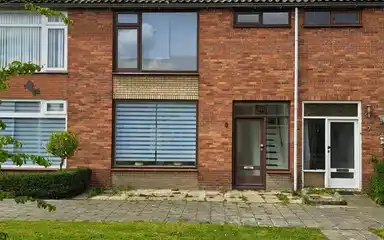 94m2 house to rent for 1350€/month in Zeelandiastraat, Sas van Gent