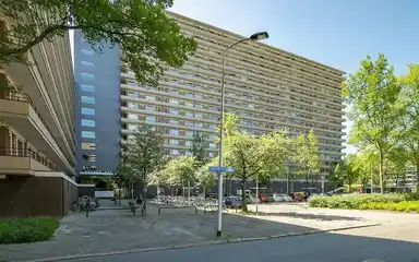 94m2 apartment to rent for 1525€/month in Arthur van Schendelplein 2, Delft