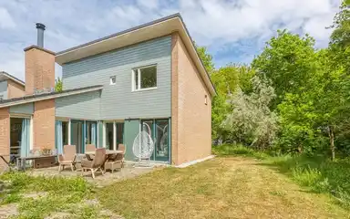 113m2 house to rent for 2750€/month in Machiel Vrijenhoeklaan 45095, The Hague