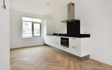 142m2 house to rent for 2700€/month in Doris Lessinglaan 129, The Hague