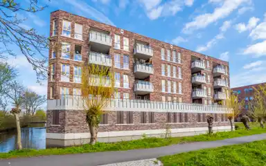 75m2 apartment to rent for 1226€/month in Slauerhoffpad 109, Leiden