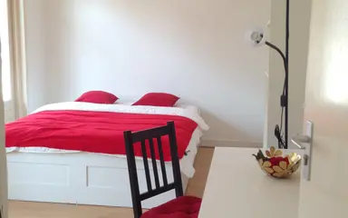 65m2 room to rent for 850€/month in Kaapseplein 44, The Hague