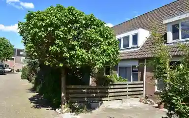99m2 house to rent for 2150€/month in Tjalkwerf, Zoetermeer