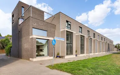 185m2 house to rent for 2750€/month in Aldegondaplantsoen, Maastricht