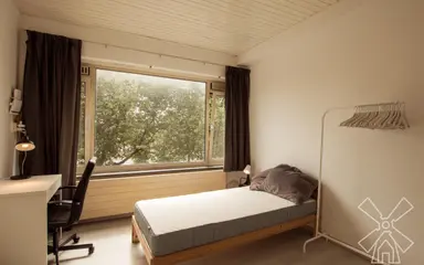 15m2 room to rent for 900€/month in Lijnbaan 186, The Hague
